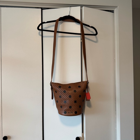 Rare Coach dot bucket bag - Picture 2 of 8